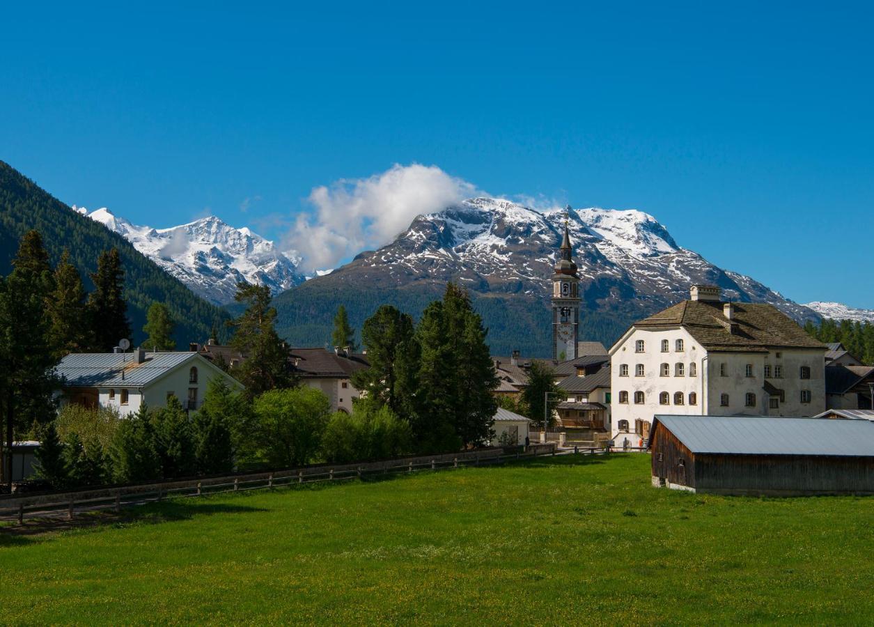 Chesa Michel Lägenhet Bever Exteriör bild